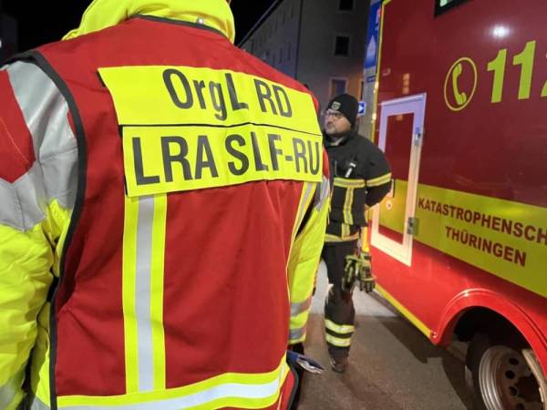 B3 GROSSBRAND_Brand-SLF.jpg